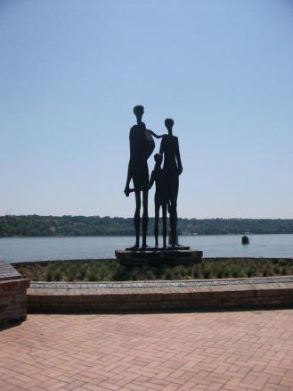 299790_10150354832955485_550986096_n